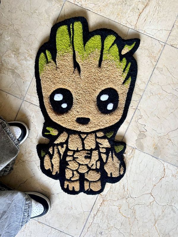 Alfombra tufting personalizada: Baby Groot